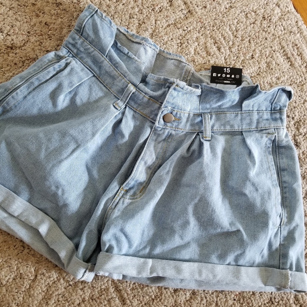 Paper bag shorts